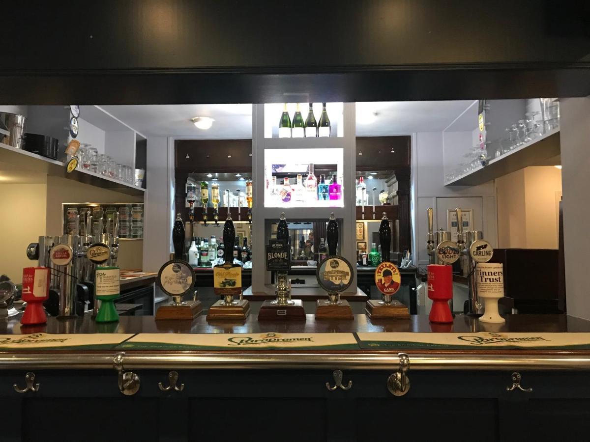 The Halfway House Inn Leeds  Exterior photo